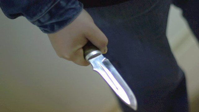 Возле популярного гипермаркета в Киеве произошла кровавая поножовщина