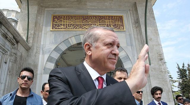 Международные эксперты назвали последствия референдума в Турции для Эрдогана и мира