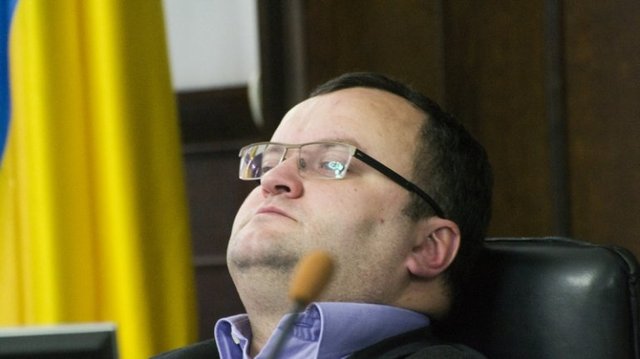 Мэр Черновцов просит парламент о внеочередных выборах в городе