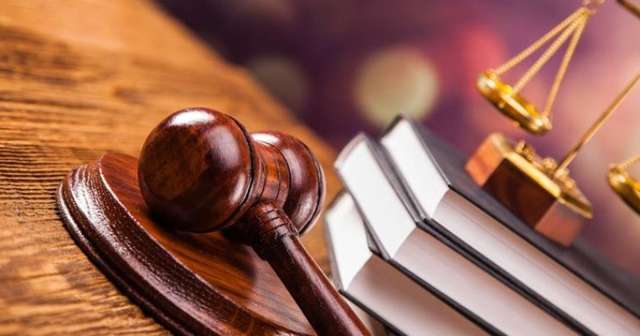 Оболонский суд Киева вызвал Януковича на заседание в качестве обвиняемого