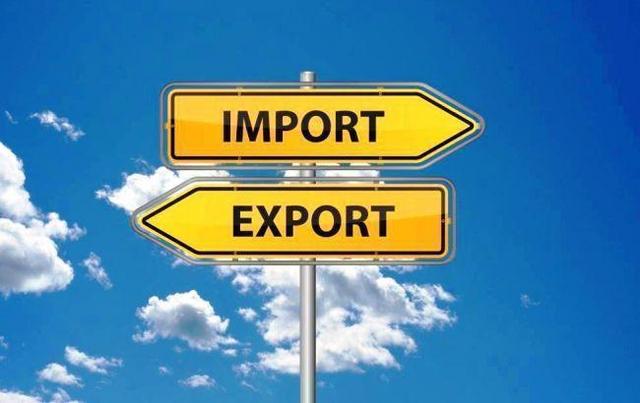 Импорт российских товаров в Украину вырос на 80%