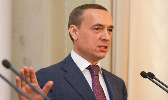 Мартыненко решил ознакомиться с содержанием "пленок Онищенко" со своим голосом