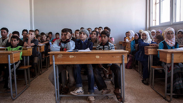 "Многие семьи назвали своих детей Путиным": русский объявлен вторым языком в Сирии