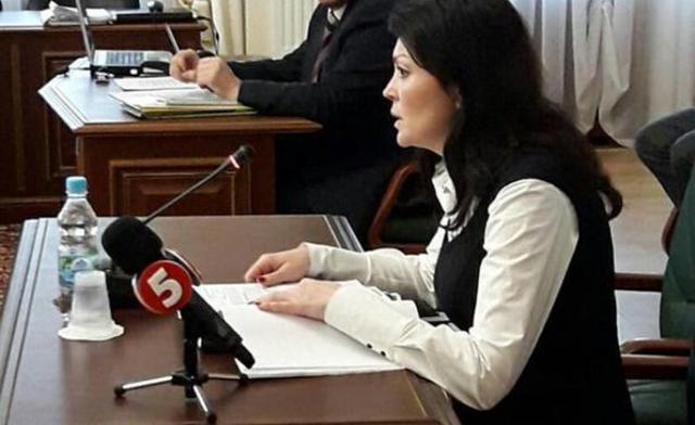 "Карманная" судья Ластовка готова дать показания против сбежавшего Чауса