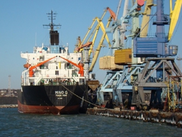 Кому выгодно устраивать в государственном порту «Бердянскую народную республику»