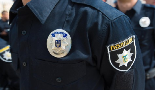 В Киеве возле McDonald’s на Оболони убили мужчину