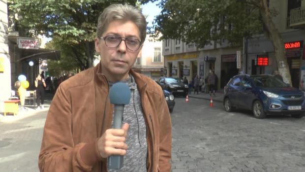 "Кремлевская крыша шуршит шифером", - Сотник