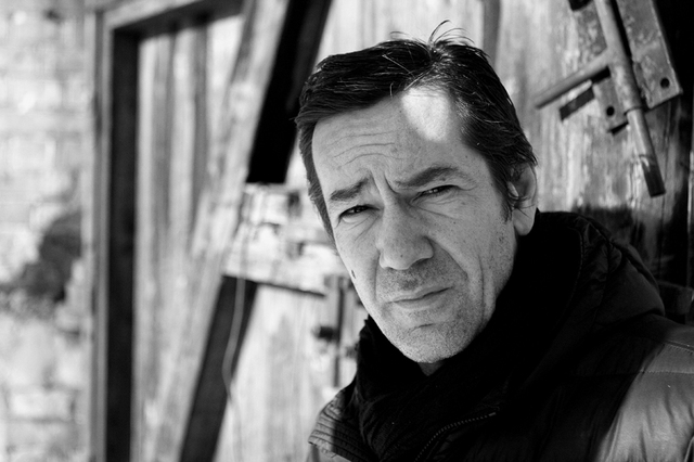 Я хочу политикам сказать: "В театр ходите, ребята?"