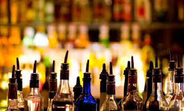 У Харкові набір для алкоголю налякав копів, які переплутали його із боєприпасами