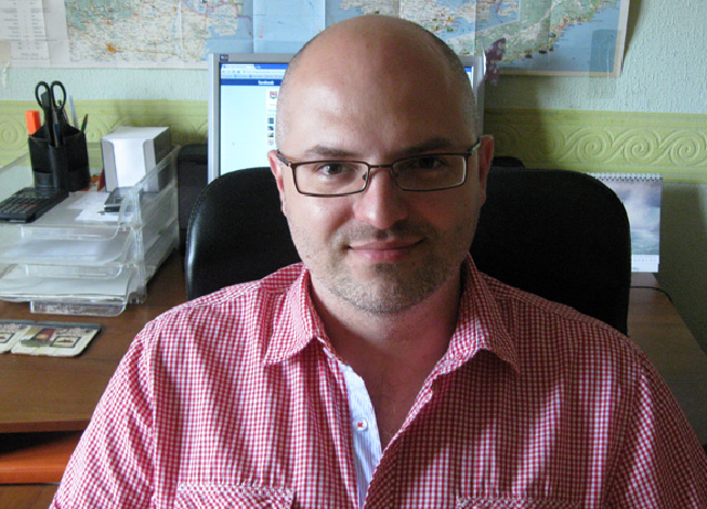 Роман Шрайк: Недораскрашенная арка - символ нашей недоделанности