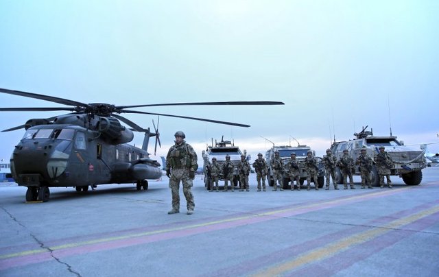 У границ России начались крупные учения войск НАТО