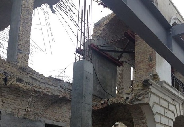 Гостиный двор в Киеве превращают в руину: суд требует доказательств