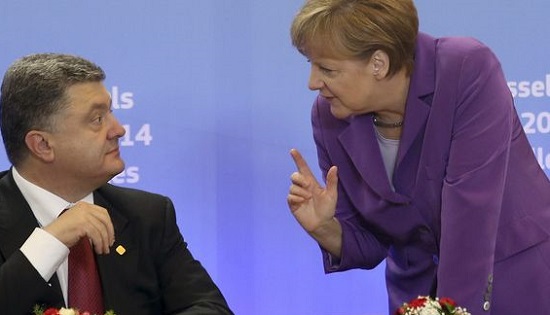 Меркель накинула Порошенко на шею «короткий поводок», – Дмитро Корнійчук