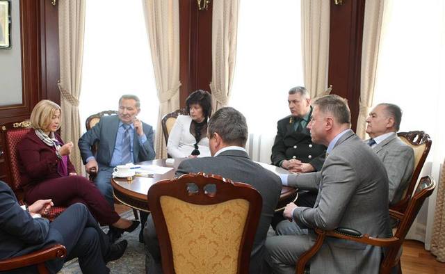 Сотни осужденных за преступления против украинского государства не хотят возвращаться в "ЛДНР"- заявила Ирина Геращенко