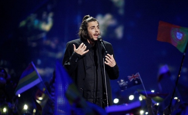Победитель "Евровидения-2017" Сальвадор Собрал поблагодарил украинцев за честность