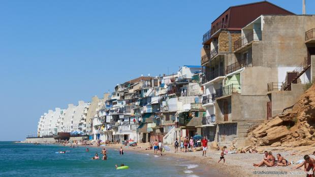 «Покрышки ещё не жгут, но себя сжечь уже грозят»,— Крымский бандеровец