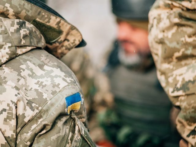 Пьяный военный под Бахмутом устроил стрельбу по сослуживцам, двое раненых