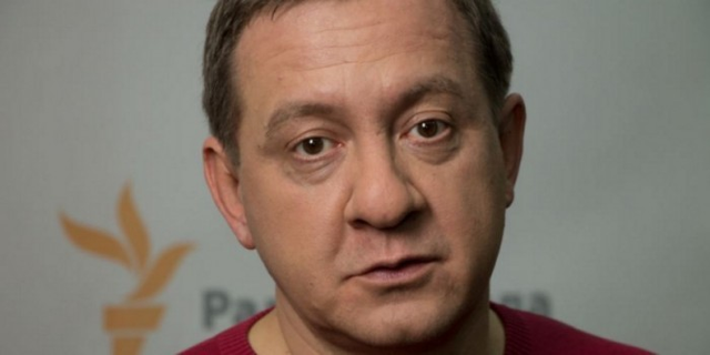 “Украинские танки будут наматывать вас на гусеницы”: Муждабаев жестко ответил зарвавшемуся ватнику