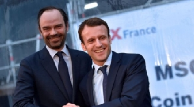 Макрон назначил премьер-министром Франции правоцентристского политика