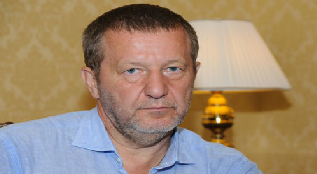 Кох о Путине: В 65 лет торсом не работают. Роялем брать будет