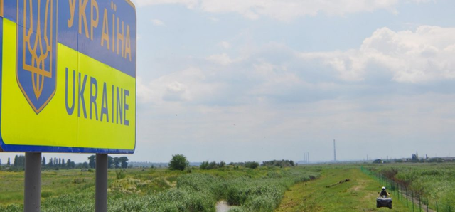 Пограничники не дали вывезти скрипку Страдивари к боевикам