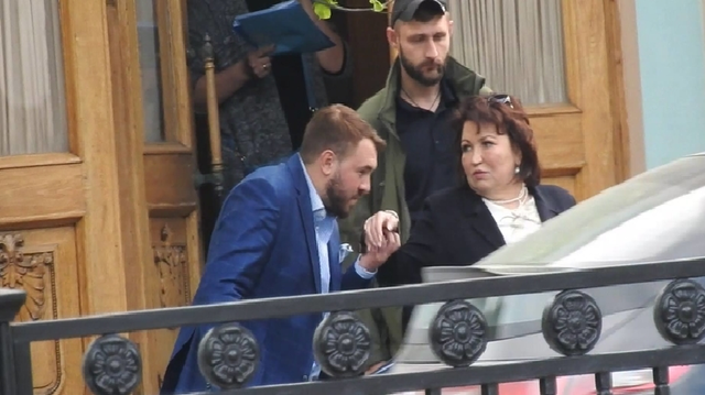 Радикалы устроили приём в особняке возле Рады