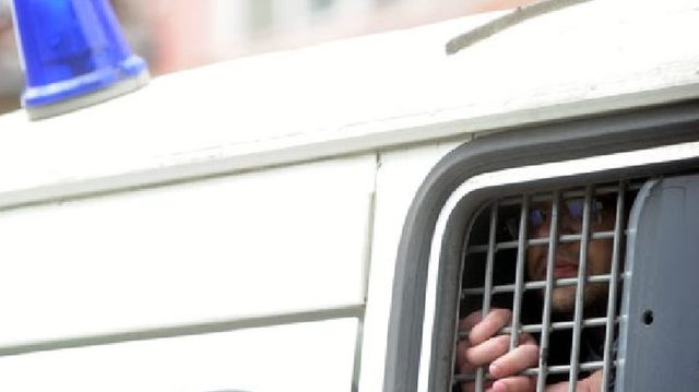 Объявлен план "Сирена": в Киеве совершен побег из автозака