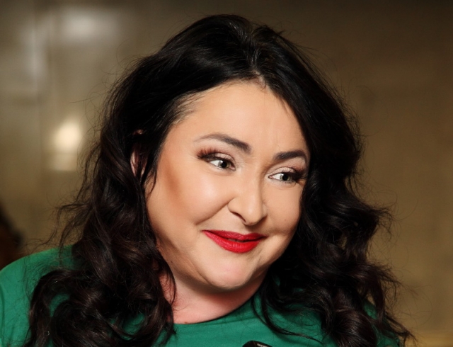 Попытка Шуфрича протащить через Верховную Раду проект, разрешающий скандальной певице въезд в Украину, с треском провалилась