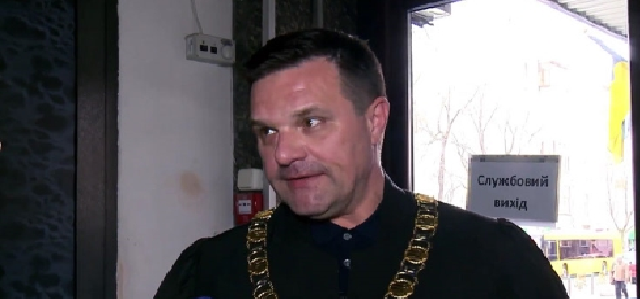 У киевского судьи обнаружили белые пятна в декларации и «российский след»