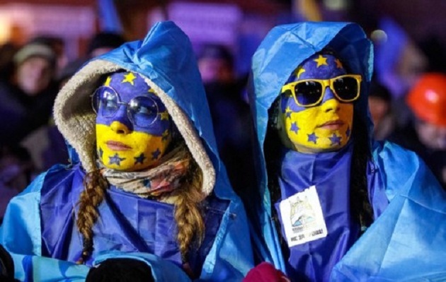 Украина отрезает себя от "русского мира"