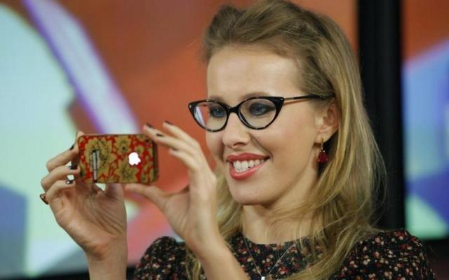 Обыкновенный ватный пукан: соцсети ответили Собчак