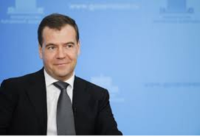 Медведев: "Если Украина хочет развивать экономические отношения, то мы к этому готовы"