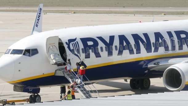     Ryanair:       