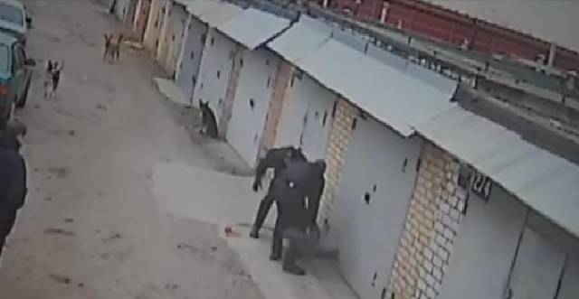 Двое патрульных, избившие мужчину в столице, пойдут под суд