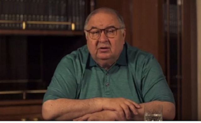 Миллиардер Усманов ответил на предложение дискуссии Навального