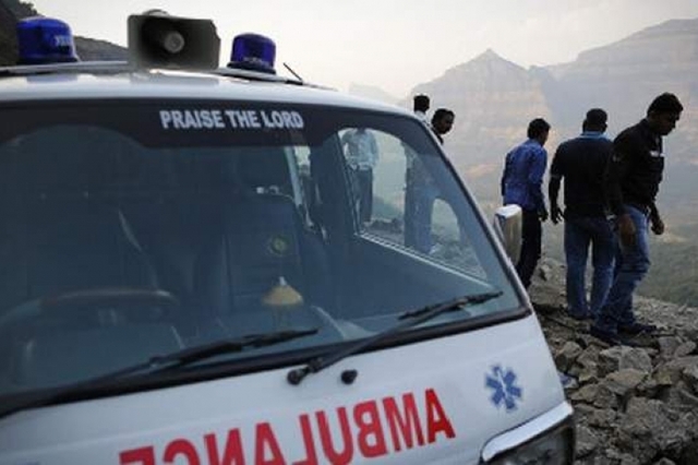 В Индии автобус с паломниками упал в ущелье, погибли 22 человека