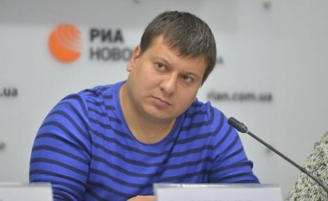 «Порошенко думает, что он – «Король-солнце» с гарантией второго срока» – политолог