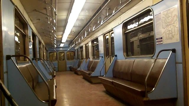 Киевский метрополитен связал подорожание проезда с ростом минимальной зарплаты