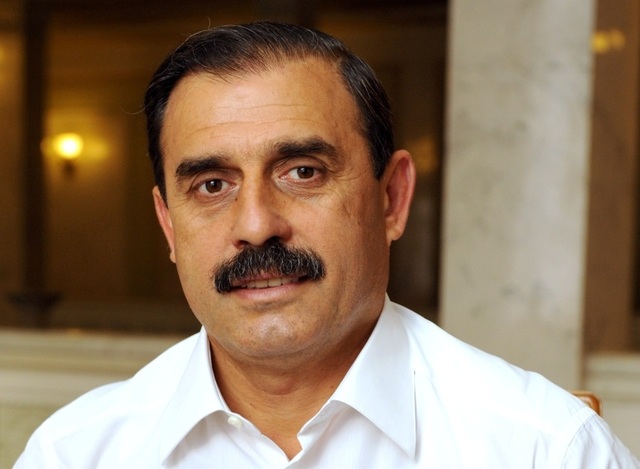 Антон Киссе под уголовным делом или как Игорь Кононенко отжимает Наш Край