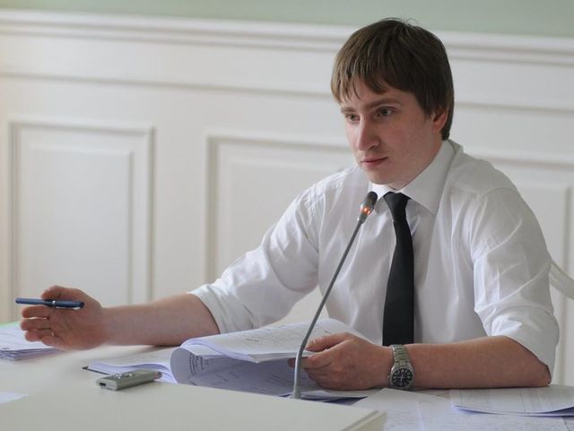 Глава аппарата КГГА ушёл в декрет, чтобы избежать увольнения