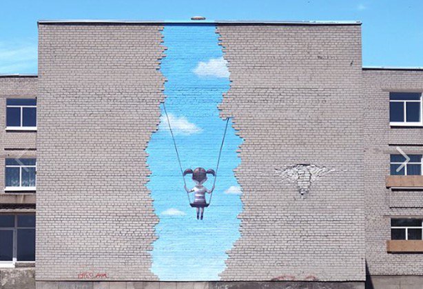 Опубликовано фото впечатляющего мурала с девочкой