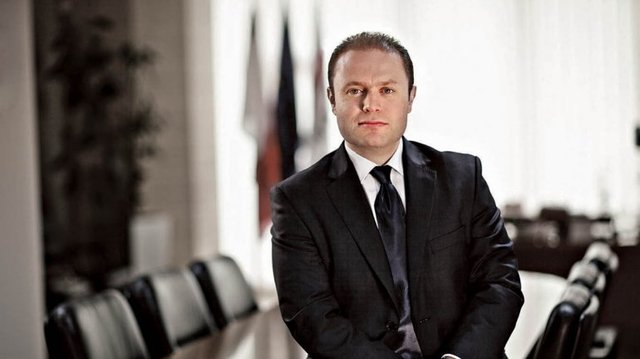 Выборы на Мальте: победил обвиняемый в коррупции премьер-министр