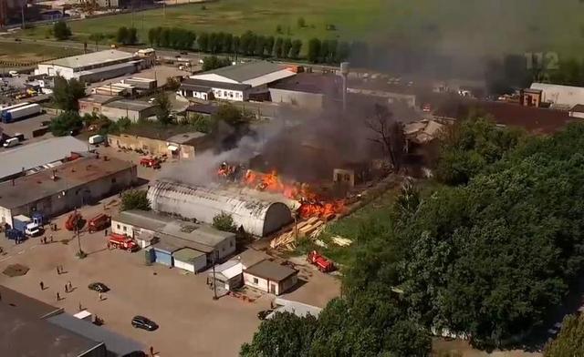 Пожар на складах с топливом в Броварах сложно назвать "случайностью" - политолог