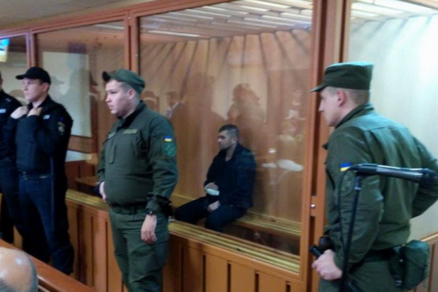 Охранника Яроша, которого подозревают в ранении таксиста, освободили из-под стражи