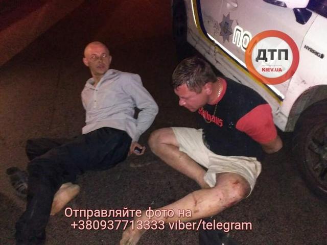 В Киеве пьяная компания протаранила авто полицейских