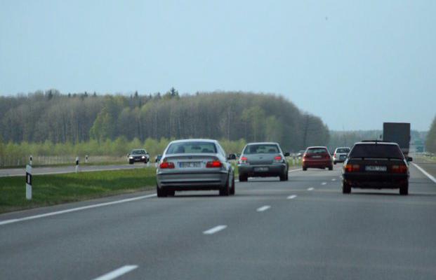 Авто на иностранных номерах: несколько проблем, которые грозят украинцам