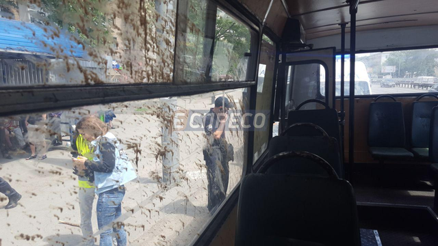 В Киеве в маршрутке на ходу произошел взрыв. Есть пострадавшие, водитель потерял сознание