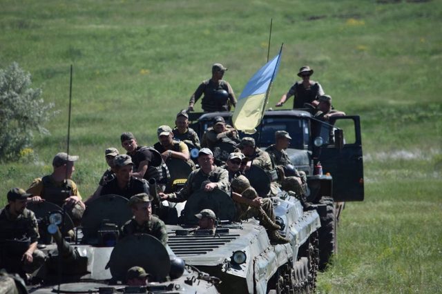 Касьянов о заявлении Турчинова: Власти ищут способ, как реинтегрировать “ЛДНР” в Украину