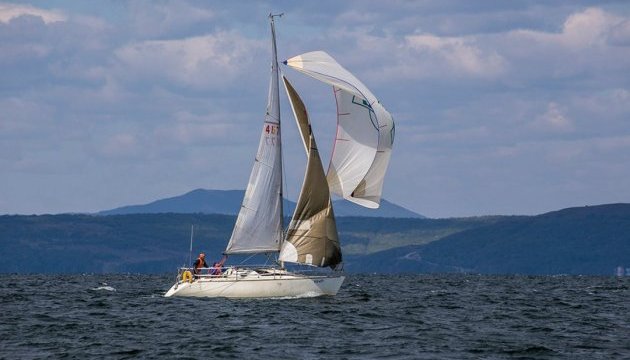 СМИ: Российскую яхту захватило судно КНДР