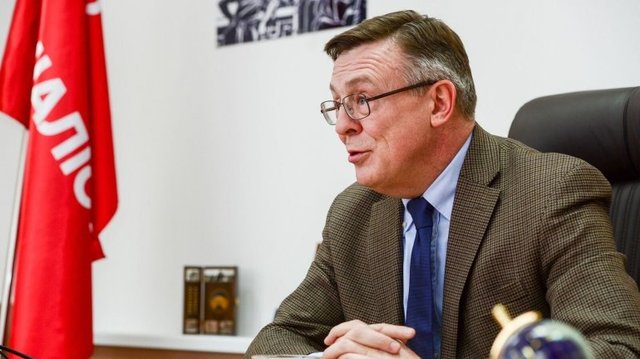 Партия экс-советника Януковича проведет митинг против переименования проспекта Ватутина